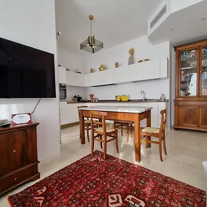Ampio Ed Incantevole Monolocale A Citylife Apartment