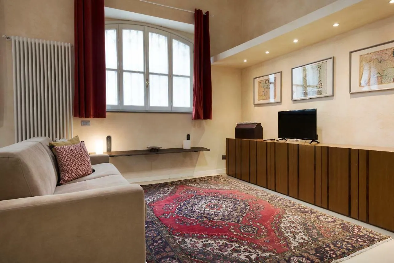 Luxury Apartments Fioravanti Milan