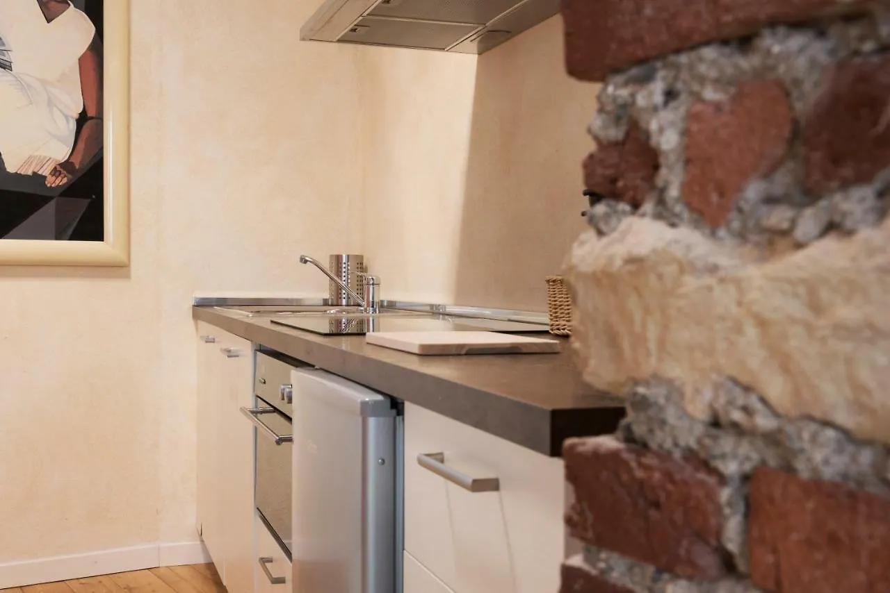 Luxury Apartments Fioravanti Milan 0*,  Italy